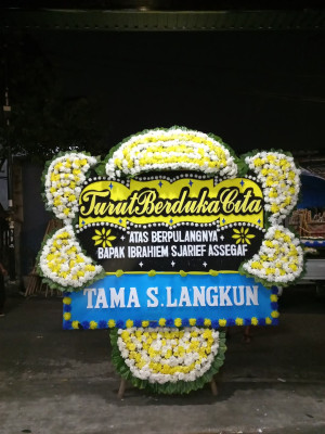 Papan Bunga Duka di Sumberadi